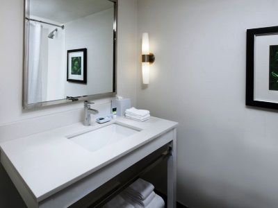 Four Points By Sheraton South Mountain